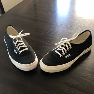Vans Black Canvas Laced Sneakers